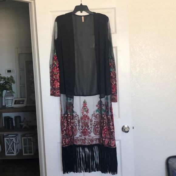 Embroidered Duster, RAGA - Picture 2 of 5